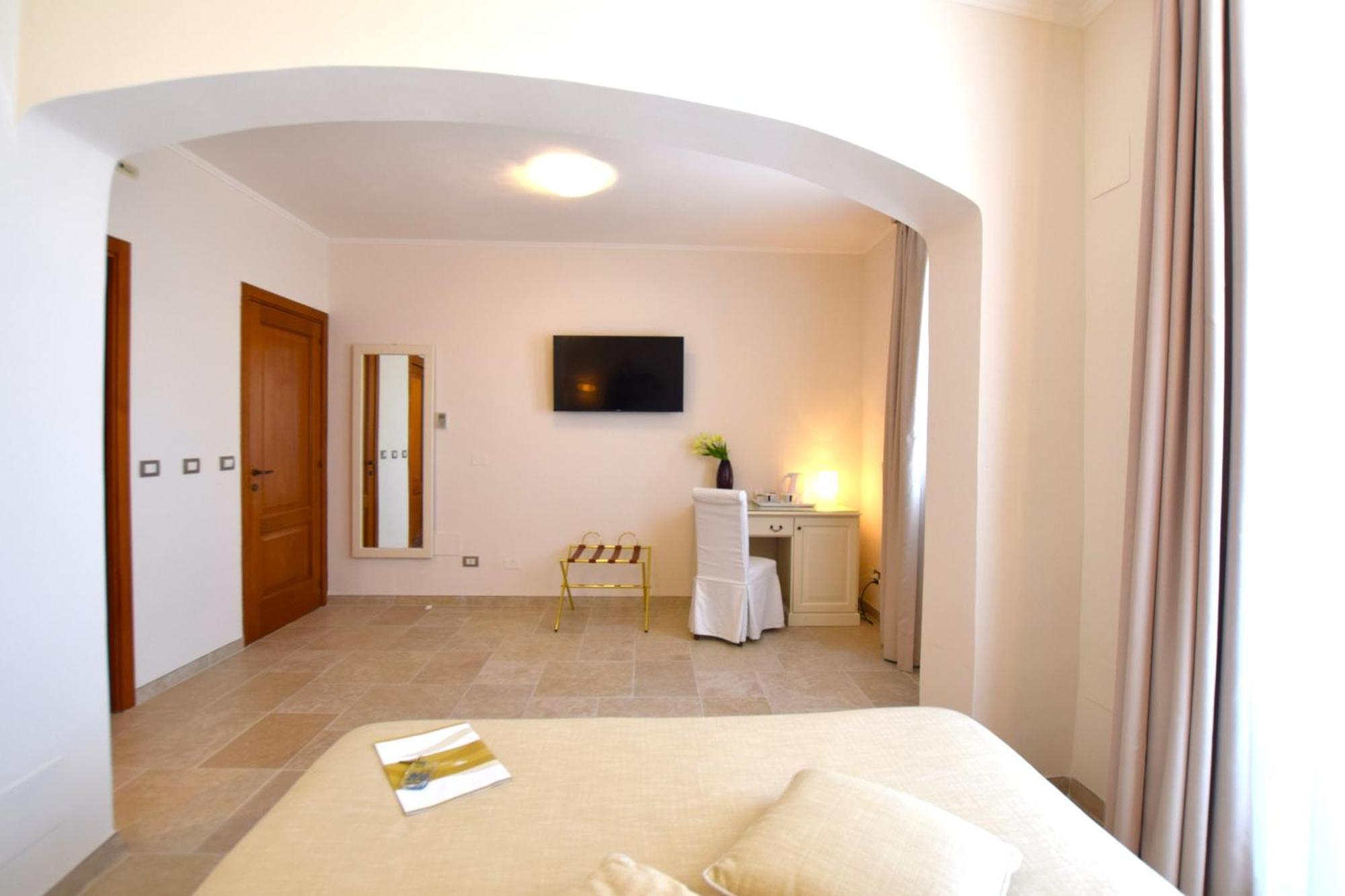 Hotel L'Arcangelo - Boutique Hotel Taranto Exterior photo
