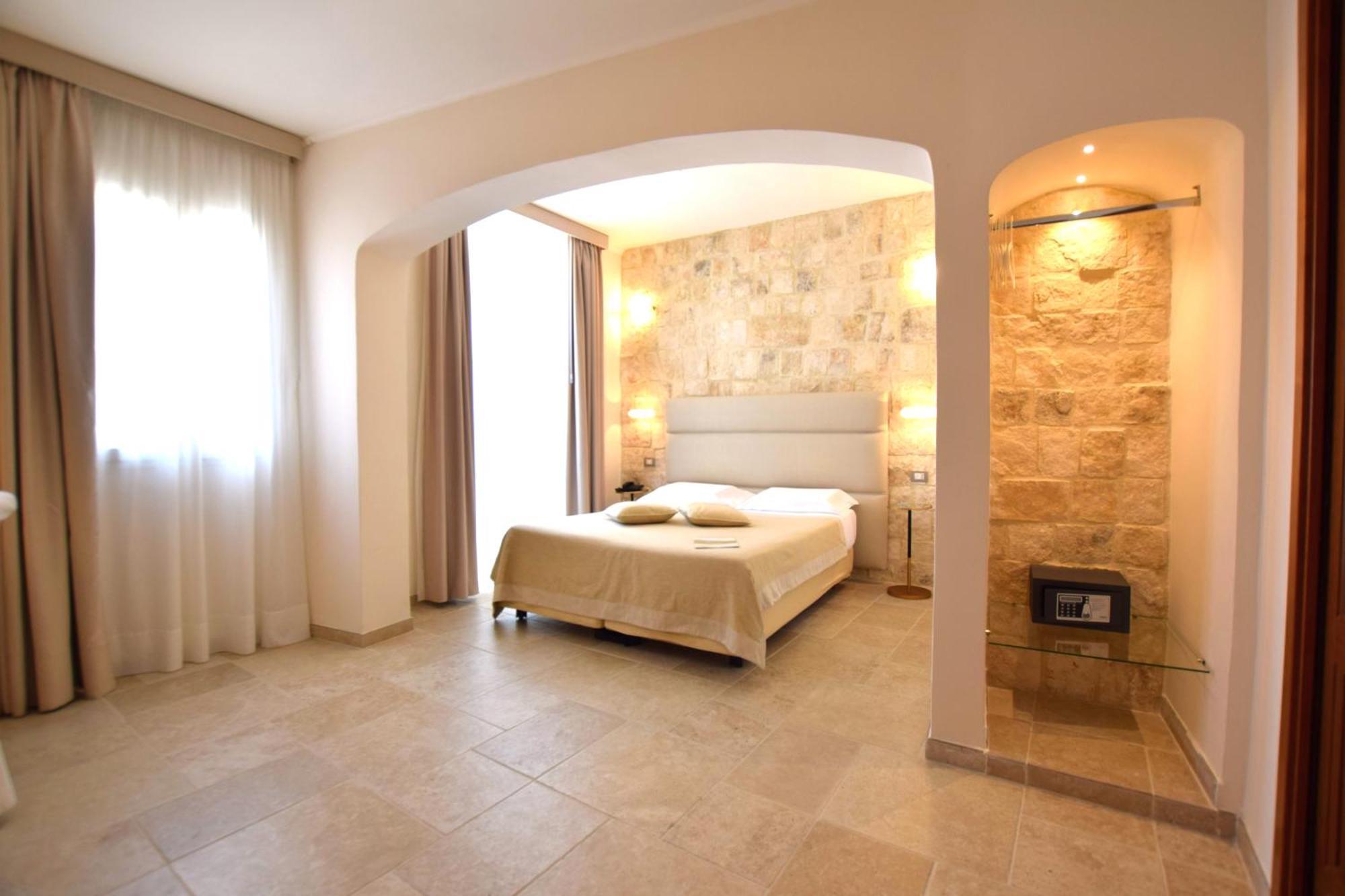 Hotel L'Arcangelo - Boutique Hotel Taranto Exterior photo
